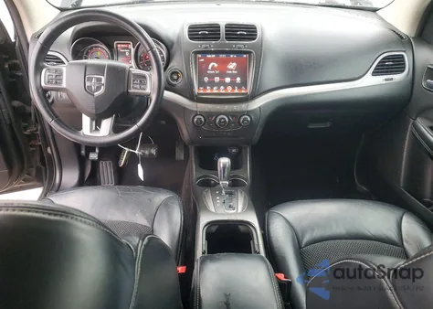 2017 Dodge Journey Crossroad z USA, uszkodzony, nr VIN 3C4PDDGGXHT563133